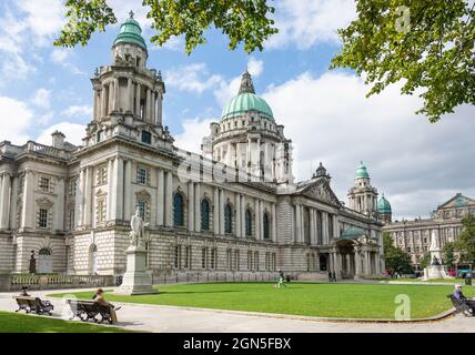 Belfast City Hall, Donegall Square, Belfast City Centre, City of Belfast, Nordirland, Vereinigtes Königreich Stockfoto