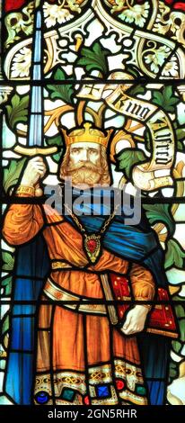 König Alfred der große, von Wessex, König der Westsachsen, König der Angelsachsen, 9. Jahrhundert, sächsischer König, Glasmalerei, Blakeney Kirche, Norfolk, England Stockfoto