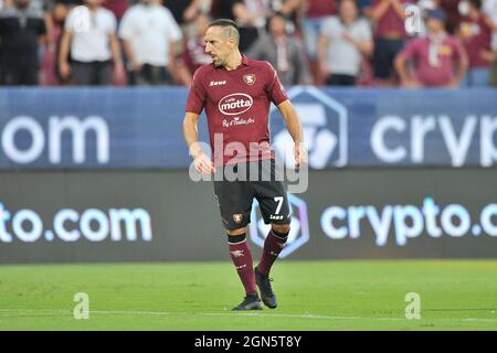 Salerno, Italien. September 2021. Franck Ribery Spieler von Salernitana, während des Spiels der italienischen Serie A Liga zwischen Salernitana und Verona, Endergebnis 2-2, Spiel im Arechi Stadion in Salerno gespielt. Salerno, Italien, 22. September 2021. (Foto von Vincenzo Izzo/Sipa USA) Quelle: SIPA USA/Alamy Live News Stockfoto