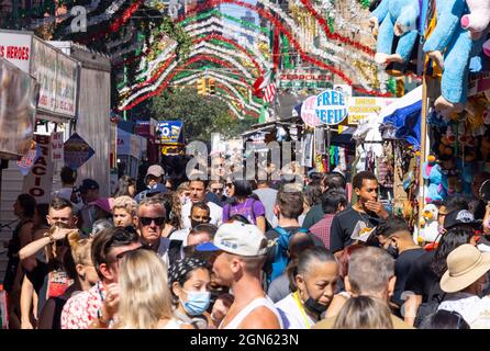 Das 95. Jährliche Fest von San Gennaro ist zurück in Little Italy NYC Stockfoto