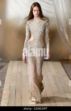 Mailand, Italien. September 2021. ROBERTO CAVALLI SS22 Runway während der Milan Fashion Week am 2021. September - Mailand, Italien. 22/09/2021 Credit: dpa/Alamy Live News Stockfoto