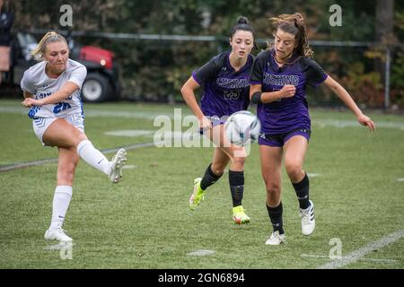 High School Mädchen Varsity Fußball Stockfoto