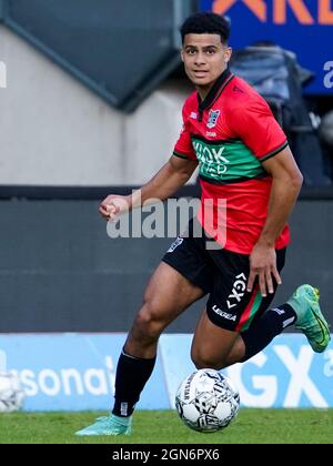 NIJMEGEN, NIEDERLANDE - 22. SEPTEMBER: Elayis Tavsan von N.E.C. während des niederländischen Eredivisie-Spiels zwischen N.E.C. und FC Utrecht am 22. September 2021 im Goffertstadion in Nijmegen, Niederlande (Foto: Rene Nijhuis/Orange Picts) Stockfoto