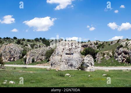 Eine wunderschöne Landschaft des Dobruja-Plateaus, dem ältesten Gebirge Rumäniens, im östlichen Teil des Landes, in der Nähe des Schwarzen See. Stockfoto