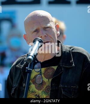 Eamonn McCann, langjähriger Bürgerrechtler und Wahlkämpfer, abgebildet bei einer Kundgebung der palästinensischen Solidarität in Derry, Nordirland. Mai 2021. ©George Sweeney / Alamy Stockfoto Stockfoto