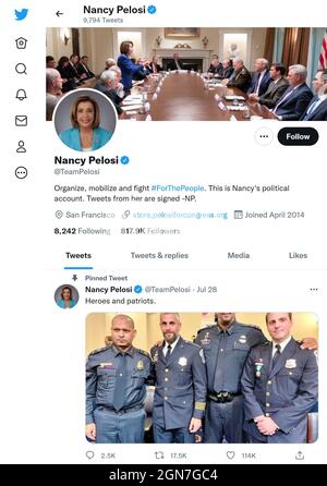 Twitter-Seite (September 2021) von Nancy Pelosi, (Team Pelosi) Sprecherin des US-Repräsentantenhauses Stockfoto