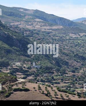 Dorf in den rif Bergen an der Straße zwischen Oued Laou und Chefchaouen Marokko Stockfoto