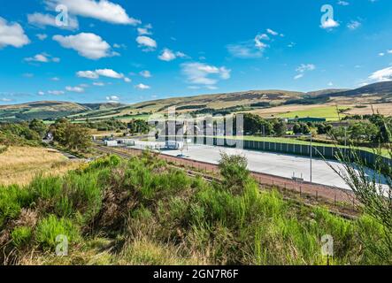 Blackford Rail Freight Facility für Highland Spring in Blackford Perth & Kinross Scotland UK von der Nordseite der Anlage aus gesehen Stockfoto