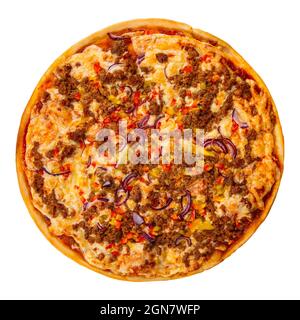 Isolierte Pizza mit Hackfleisch und Tomaten Stockfoto