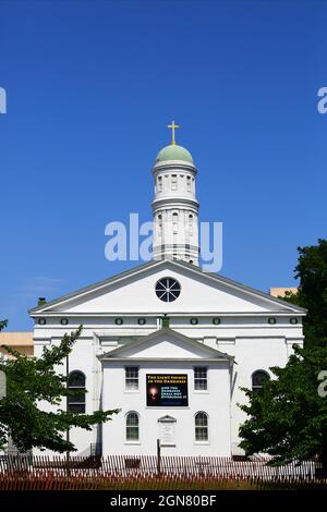 St. Vincent de Paul Catholic Church, erbaut im neoklassischen Stil in den 1840er Jahren und bekannt für seine irische Einwanderungsgeschichte, Baltimore, Maryland, USA Stockfoto