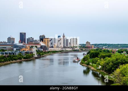 Downtown St. Paul von der High Bridge aus überblicken Stockfoto