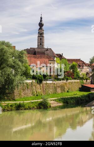 Pfarrkirche St. Stephan in Braunau am Inn, Oberösterreich, Österreich Stockfoto