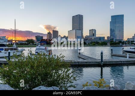 Lakeshore State Park bei Sonnenuntergang Stockfoto