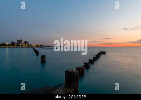 Die Chicago Skyline von Fullerton & North Beach Stockfoto