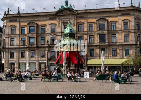 Historischer Café-Kiosk auf dem Kongens Nystorvv-Platz in Kopenhagen, Dänemark, Stockfoto