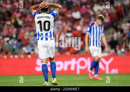 Granada, Spanien. September 2021. Der Real Sociedad-Spieler Mikel Oyarzabal reagiert während des La Liga Santander-Spiels zwischen Granada CF und Real Sociedad im Estadio Nuevo Los Carmenes in Granada.(Endstand: Granada CF 2:3 Real Sociedad) Credit: SOPA Images Limited/Alamy Live News Stockfoto