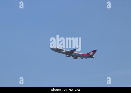 LX-VCV Cargolux Italia Boeing 747 verlässt den Flughafen Amsterdam Stockfoto