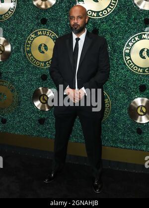 West Hollywood, Usa. September 2021. WEST HOLLYWOOD, LOS ANGELES, KALIFORNIEN, USA - 23. SEPTEMBER: Tuma Basa kommt zu den 1. Jährlichen Black Music Action Coalition's Music in Action Awards, die am 23. September 2021 im 1 Hotel West Hollywood in West Hollywood, Los Angeles, Kalifornien, USA, abgehalten werden. (Foto von Xavier Collin/Image Press Agency) Quelle: Image Press Agency/Alamy Live News Stockfoto