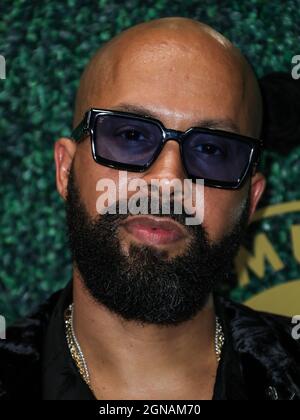 West Hollywood, Usa. September 2021. WEST HOLLYWOOD, LOS ANGELES, KALIFORNIEN, USA - 23. SEPTEMBER: Kenny Burns kommt zu den 1. Jährlichen Black Music Action Coalition's Music in Action Awards, die am 23. September 2021 im 1 Hotel West Hollywood in West Hollywood, Los Angeles, Kalifornien, USA, abgehalten werden. (Foto: Xavier Collin/Image Press Agency/Sipa USA) Quelle: SIPA USA/Alamy Live News Stockfoto