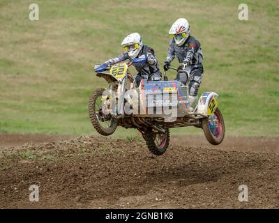 Seitenwagen beim Wakes Colne Motocross Stockfoto