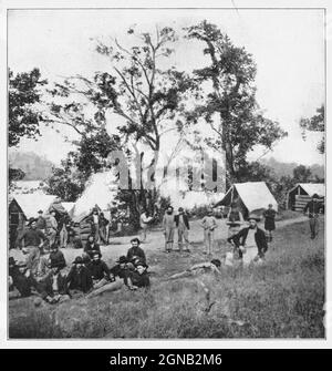 An diesem Punkt, an dem Citico Creek in den Tennessee einmündet, ruhte die Linke des Elften Korps der Armee der Cumberland am Flussufer, der Grenze der Bundesverteidigungslinie, östlich von Chattanooga. Hier, auf hohem Boden mit Blick auf den Bach, wurde Battery McAloon aufgestellt, um die Konföderierten vom Fluss zurückzuhalten, damit Holz und Brennholz an die belagerte Armee verlost werden konnten. In der Kälte des Herbstes, mit knappen Rationen, hatten die Soldaten eine harte Zeit, sich warm zu halten, da der gesamte Treibstoff in den Leitungen verbraucht war. Die Armee der Cumberland wurde fast von Not erobert. Gewähren Sie Fea Stockfoto