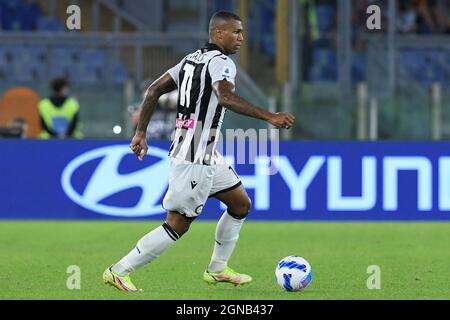 Rom, Latium. September 2021. Walace von Udinese während des Serie A-Spiels zwischen AS Roma und Udinese im Olimpico-Stadion in Rom, Italien, 23. September 2021. Fotografo01 Credit: Independent Photo Agency/Alamy Live News Stockfoto