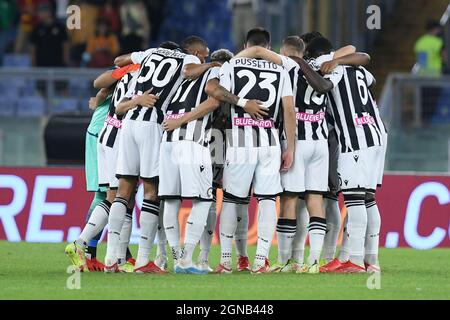 Rom, Latium. September 2021. Udinesen Spieler während der Serie A Spiel zwischen AS Roma und Udinese im Olimpico Stadion in Rom, Italien, 23. September 2021. Fotografo01 Credit: Independent Photo Agency/Alamy Live News Stockfoto