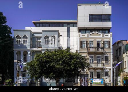 Bauhaus-Architektur in der Allenby Street 52, Tel Aviv White City. Die Weiße Stadt bezieht sich auf eine Sammlung von über 4,000 Gebäuden, die im Bauhaus OR erbaut wurden Stockfoto