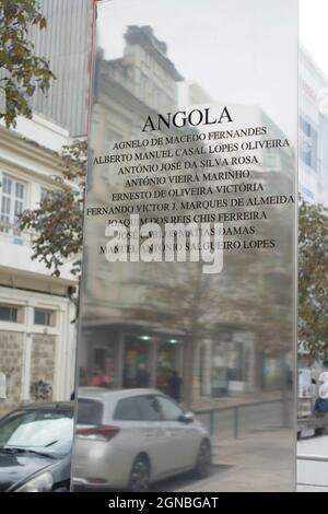 Detail des Denkmals zu Ehren der gefallenen Soldaten von Aveiro im portugiesischen Kolonialkrieg in Angola, Portugal. Stockfoto