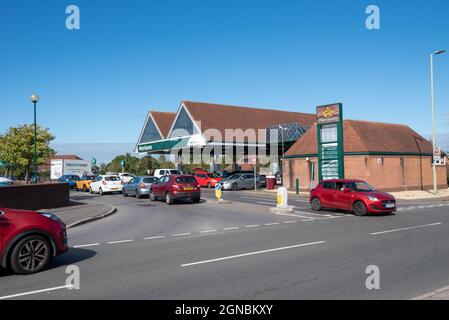 Cheltenham Gloucestershire UK September 24 2021 Panikkauf und Tankengpässe an Tankstellen in Cheltenham Stockfoto