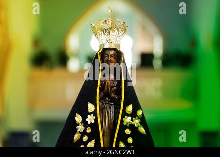 Statue des Bildes unserer Lieben Frau von Aparecida, Mutter Gottes, Patronin von Brasilien Stockfoto