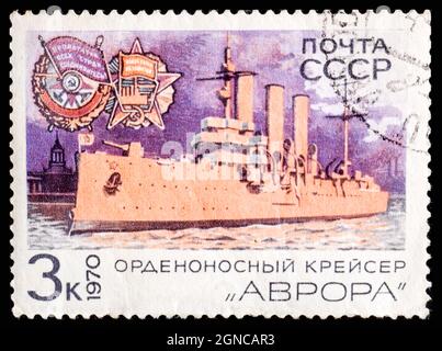 UdSSR - UM 1970: Eine in der UdSSR gedruckte Marke zeigt Kreuzer Aurora Stockfoto
