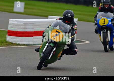 Duncan Fitchett, Jeremy McWilliams, Norton Manx 30M, Barry Sheene Memorial Trophy, Goodwood Revival 2021, September 2021, Barry Sheene Memorial Trophy Stockfoto