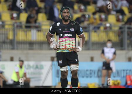 Parma, Italien. September 2021. Maxime Mbanda (Zebre) während des Zebre Rugby Club gegen Emirates Lions, United Rugby Championship Spiel in Parma, Italien, September 24 2021 Credit: Independent Photo Agency/Alamy Live News Stockfoto