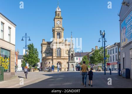 Coleraine Town Hall, The Diamond, Coleraine (Cuil Ratmain), County Derry, Nordirland, Vereinigtes Königreich Stockfoto