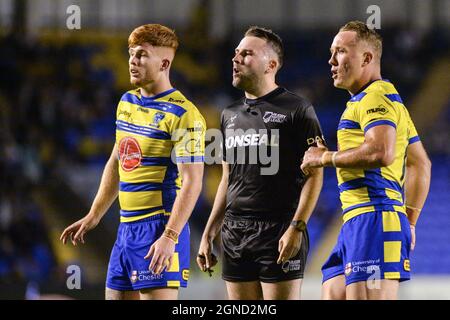 Warrington, Großbritannien. September 2021. Warrington, England - 24. September 2021 - Schiedsrichter Liam Moore während der Rugby League Betfred Super League, Ausscheidungsspiel, Warrington Wolves vs Hull Kingston Rovers im Halliwell Jones Stadium, Warrington, Großbritannien Dean Williams Credit: Dean Williams/Alamy Live News Stockfoto