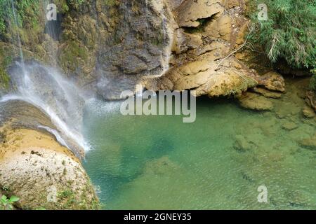 Mu Wasserfall in Hoa Binh Provinz Nordvietnam Stockfoto