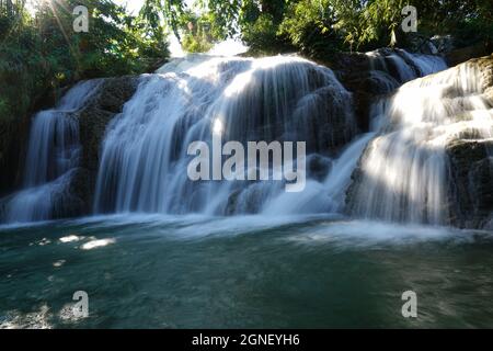 Trang Wasserfall in Hoa Binh Provinz Nordvietnam Stockfoto