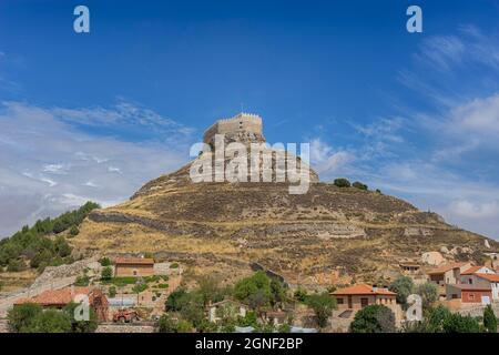 Burg-Festung von Doña Berenguela in Curiel de Duero, Spanien Stockfoto