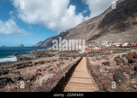 Küstenweg in Las Puntas. Insel El Hierro. Kanarische Inseln Stockfoto