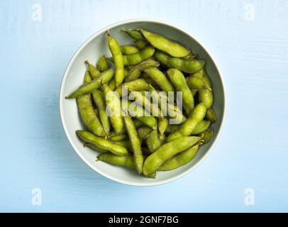 Flach legen edamame Bohnen in Schüssel. Hohe Qualität und Auflösung schönes Fotokonzept Stockfoto