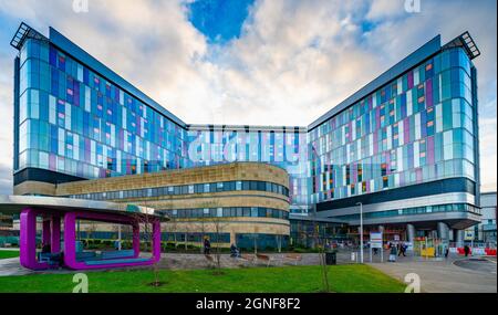 Ansicht des umstrittenen neuen super Krankenhaus die Queen Elizabeth University Hospital (QEUH) in Glasgow, Schottland, Großbritannien Stockfoto