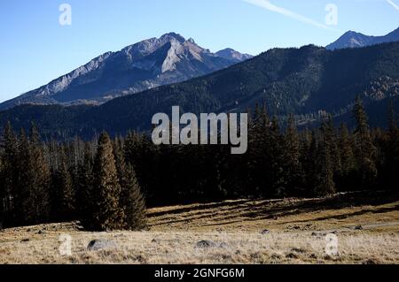 Herbstsaison für Trekking in der Tatra Stockfoto