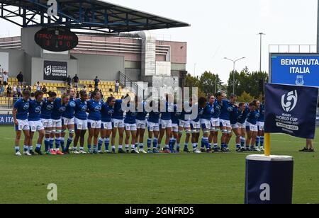 Parma, Italien. 25. Sep, 2021. italien stellt sich während der Rugby-Frauen-WM 2022 Qualifiers auf - Italien gegen Spanien, Weltmeisterschaft in Parma, Italien, September 25 2021 Quelle: Independent Photo Agency/Alamy Live News Stockfoto