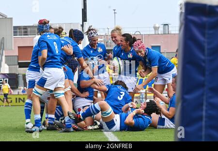 Lanfranchi Stadium, Parma, Italien, 25. September 2021, italiens erster Versuch des Spiels, der von Gaia Maris während der Rugby Women &#39;s World Cup 2022 Qualifiers - Italien vs Spanien - World Cup erzielt wurde Stockfoto