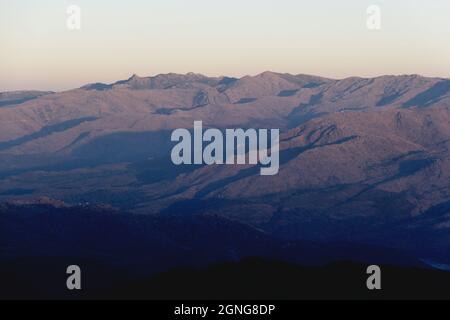 Serra do Soajo oder das Soajo-Gebirge, eine der Gebirgsketten, die zum Nationalpark Peneda-Gerês im Norden Portugals gehören. Stockfoto