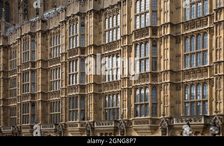 London, Houses of Parliament Westfassade Ausschnitt erbaut 1840-70 durch Charles Barry und Augustus Pugin Stockfoto