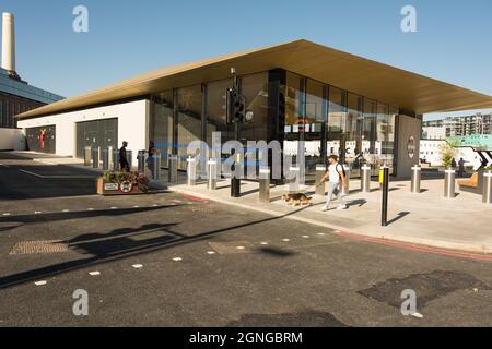 Battersea Power Station – U-Bahn-Station, Nine Elms, Vauxhall, London, England, VEREINIGTES KÖNIGREICH Stockfoto