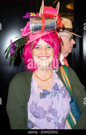 LONDON - ENGLAND SEP 25: Hilary Whitehall nimmt am 25. September 2021 an der Premiere von ‘Moley im Odeon Luxe Leicester Square, London, Teil. Foto von Gary Mitchell/Alamy Live News Stockfoto