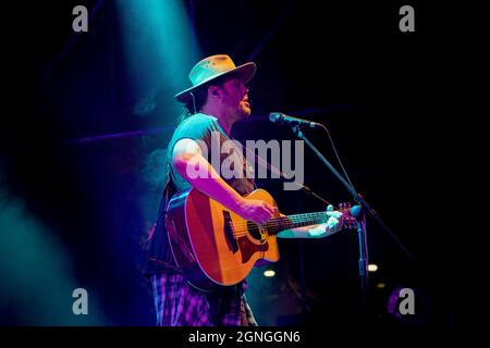 Piazzale degli Alpini Bergamo 25. September 2021 Gianluca Grignani - Akustik - live im Bergamo1000 © Andrea Ripamonti / Alamy Stockfoto